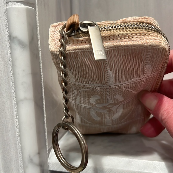 CHANEL Travel Line Coin Purse Case Beige Tan EUC - Picture 4 of 12